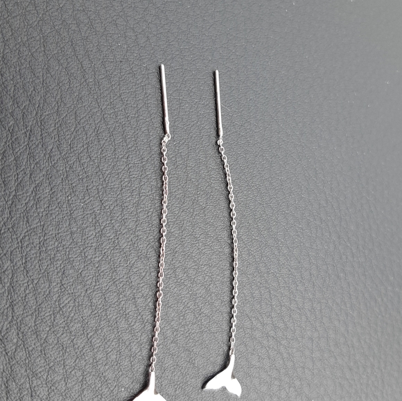 Silver Whale Tail Pierced Earrings - Picture 5 of 8